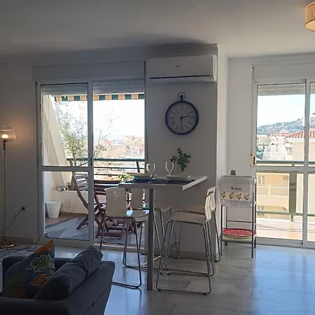 Precioso Con Vista Al Mar En Benalmadena